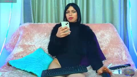 Klhoe Carter 3 online show from 9, 7, 2026