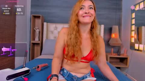 Snapshot of 01victoria chatting on 8, 3, 2025 01victoria online show from 8, 3, 2025