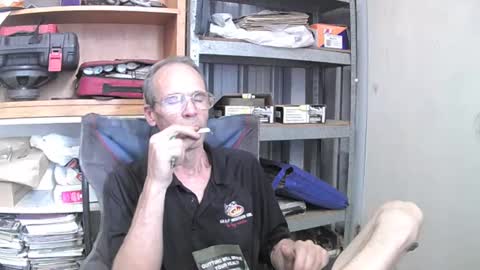 Snapshot of 04oldskool chatting on 5, 12, 2024 04oldskool online show from 5, 12, 2024