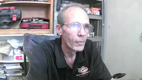 Snapshot of 04oldskool chatting on 5, 12, 2024 04oldskool online show from 5, 12, 2024