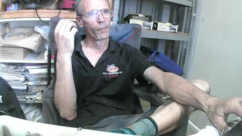 Snapshot of 04oldskool chatting on 9, 12, 2024 04oldskool online show from 9, 12, 2024