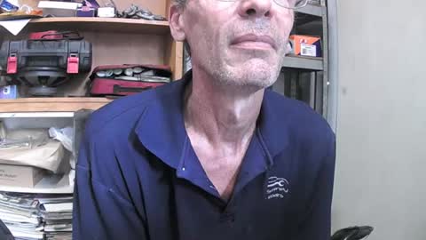 Snapshot of 04oldskool chatting on 18, 12, 2024 04oldskool online show from 18, 12, 2024