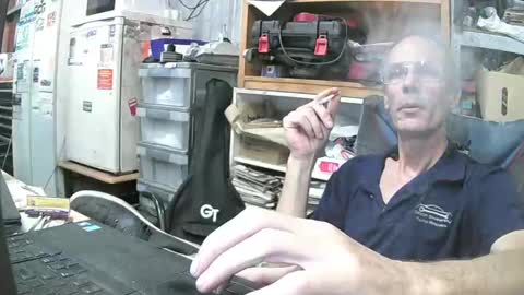 Snapshot of 04oldskool chatting on 29, 12, 2024 04oldskool online show from 29, 12, 2024