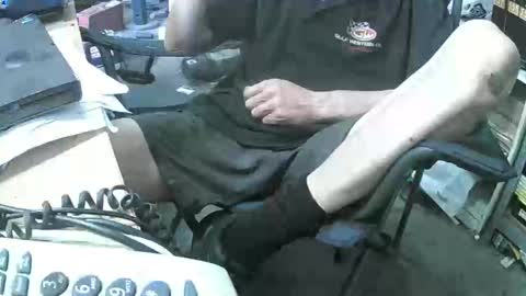 Snapshot of 04oldskool chatting on 16, 10, 2025 04oldskool online show from 16, 10, 2025