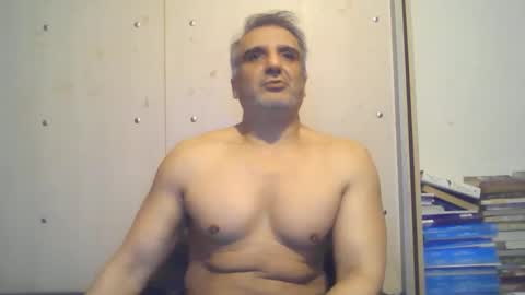 Snapshot of 0luvmonkey chatting on 10, 10, 2025 0luvmonkey online show from 10, 10, 2025