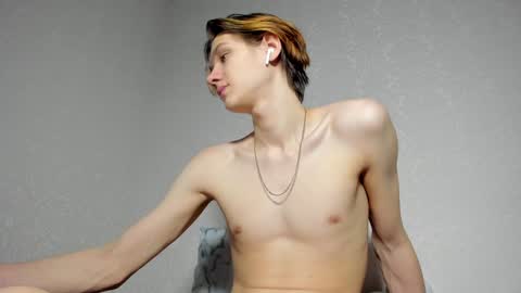 Snapshot of 0verlandd chatting on 24, 1, 2025 Adam online show from 24, 1, 2025