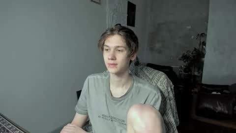 Snapshot of 0verlandd chatting on 8, 1, 2026 Adam online show from 8, 1, 2026