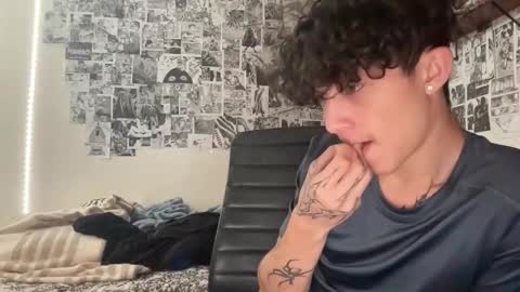 Snapshot of 10incock18 chatting on 1, 12, 2025 10incock18 online show from 1, 12, 2025