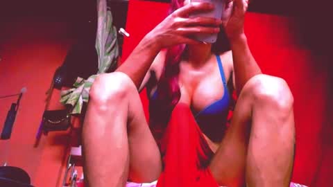 Snapshot of 11inchmistressxxlyka chatting on 8, 3, 2025 CALL ME BABY online show from 8, 3, 2025