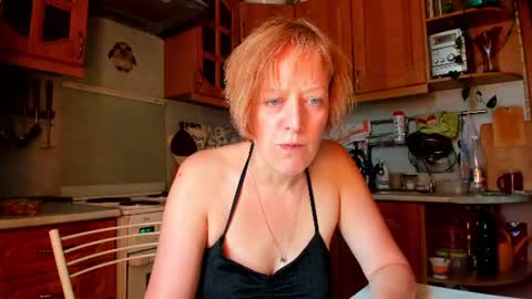 Snapshot of 12ennie chatting on 3, 7, 2026 12ennie online show from 3, 7, 2026