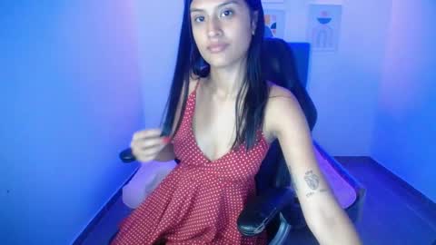 Snapshot of 18_alina chatting on 11, 1, 2025 Alina online show from 11, 1, 2025
