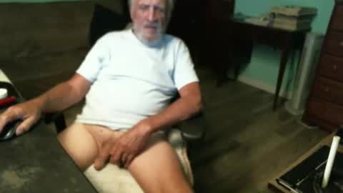 Snapshot of 1handyanddee chatting on 23, 10, 2025 1handyanddee online show from 23, 10, 2025