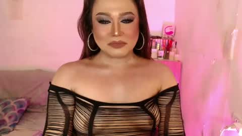 1lovelymess online show from 4, 7, 2026
