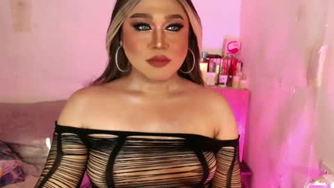 1lovelymess online show from 4, 7, 2026