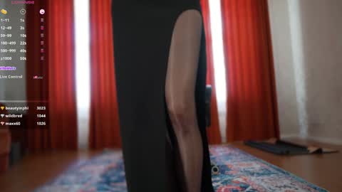 Snapshot of 1mari_01 chatting on 7, 6, 2026 Marie online show from 7, 6, 2026