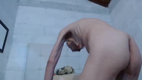 Snapshot of 1miss_monserrate chatting on 31, 12, 2024 Miss Monserrate online show from 31, 12, 2024