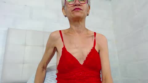 Snapshot of 1miss_monserrate chatting on 17, 2, 2025 Miss Monserrate online show from 17, 2, 2025