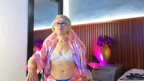 Snapshot of 1miss_monserrate chatting on 24, 2, 2026 Miss Monserrate online show from 24, 2, 2026