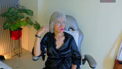 Miss Monserrate online show from 13, 7, 2026