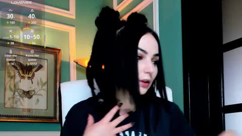 Moona  online show from 26, 2, 2025