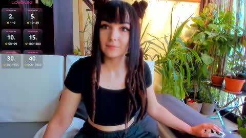 Moona  online show from 23, 9, 2025