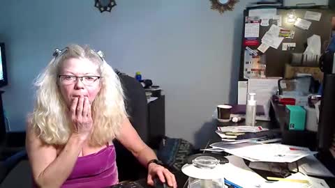 Snapshot of 1xtrahornyone chatting on 14, 2, 2026 Susan online show from 14, 2, 2026