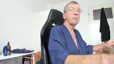 Henk online show from 17, 12, 2025