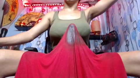Snapshot of 21cmmusclecockts chatting on 17, 4, 2026 mharjorie online show from 17, 4, 2026