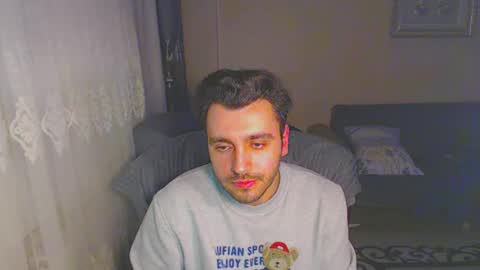 Snapshot of 2handsomeman chatting on 8, 1, 2025 Berk online show from 8, 1, 2025