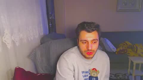 Snapshot of 2handsomeman chatting on 9, 1, 2025 Berk online show from 9, 1, 2025