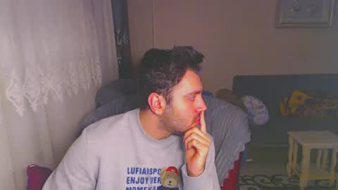 Snapshot of 2handsomeman chatting on 10, 1, 2025 Berk online show from 10, 1, 2025