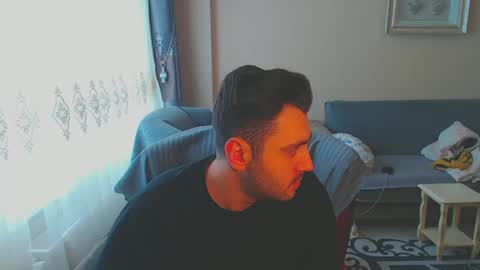 Snapshot of 2handsomeman chatting on 18, 1, 2025 Berk online show from 18, 1, 2025