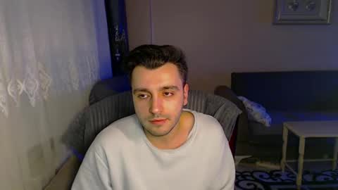 Snapshot of 2handsomeman chatting on 22, 1, 2025 Berk online show from 22, 1, 2025