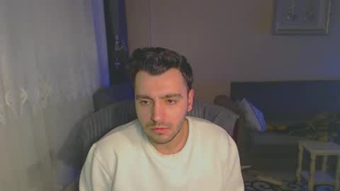 Snapshot of 2handsomeman chatting on 25, 1, 2025 Berk online show from 25, 1, 2025