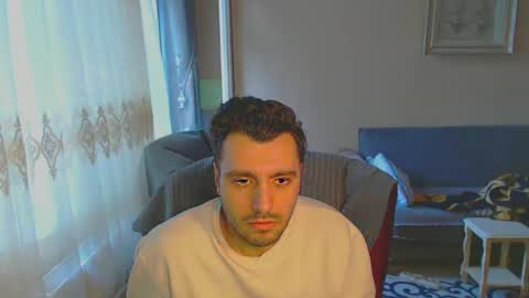 Snapshot of 2handsomeman chatting on 26, 1, 2025 Berk online show from 26, 1, 2025