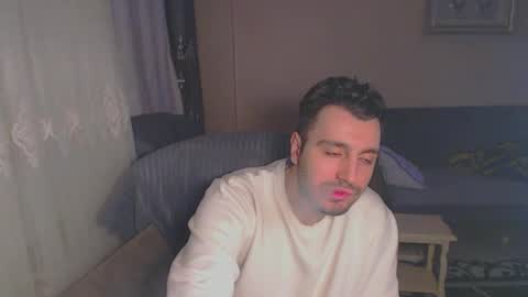 Snapshot of 2handsomeman chatting on 27, 1, 2025 Berk online show from 27, 1, 2025
