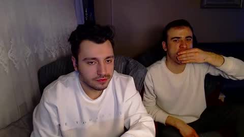 Snapshot of 2handsomeman chatting on 7, 2, 2025 Berk online show from 7, 2, 2025