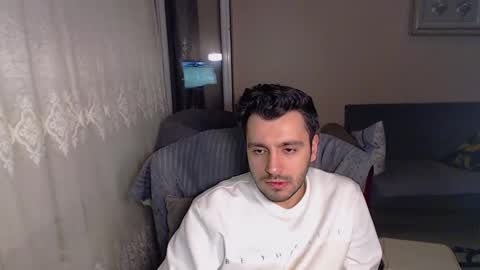 Snapshot of 2handsomeman chatting on 9, 2, 2025 Berk online show from 9, 2, 2025
