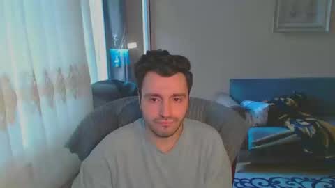 Snapshot of 2handsomeman chatting on 14, 2, 2025 Berk online show from 14, 2, 2025