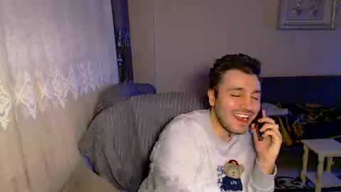 Snapshot of 2handsomeman chatting on 21, 2, 2025 Berk online show from 21, 2, 2025