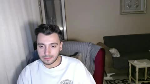 Snapshot of 2handsomeman chatting on 19, 9, 2025 Berk online show from 19, 9, 2025