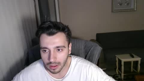 Snapshot of 2handsomeman chatting on 28, 9, 2025 Berk online show from 28, 9, 2025