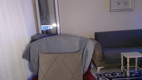 Snapshot of 2handsomeman chatting on 4, 10, 2025 Berk online show from 4, 10, 2025