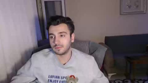 Snapshot of 2handsomeman chatting on 13, 10, 2025 Berk online show from 13, 10, 2025