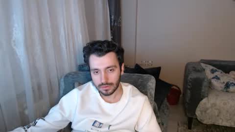 Snapshot of 2handsomeman chatting on 23, 4, 2026 Berk online show from 23, 4, 2026