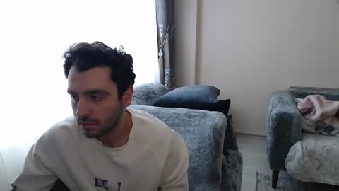 Snapshot of 2handsomeman chatting on 23, 4, 2026 Berk online show from 23, 4, 2026
