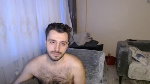 Snapshot of 2handsomeman chatting on 2, 5, 2026 Berk online show from 2, 5, 2026