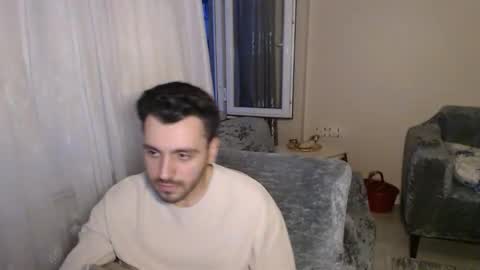Snapshot of 2handsomeman chatting on 15, 5, 2026 Berk online show from 15, 5, 2026