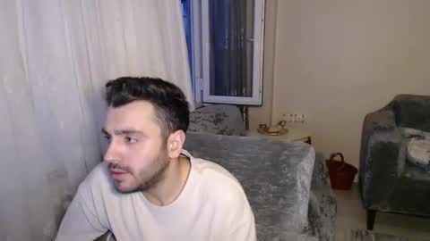 Snapshot of 2handsomeman chatting on 15, 5, 2026 Berk online show from 15, 5, 2026