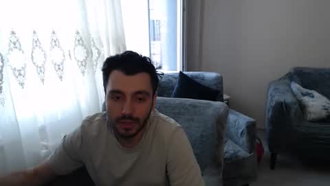 Snapshot of 2handsomeman chatting on 20, 5, 2026 Berk online show from 20, 5, 2026